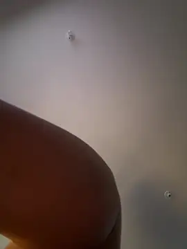 ashley Tompson1 online show from April 18, 2026, 11:12 am