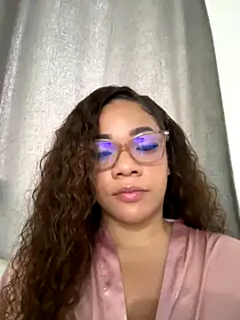 ashley Tompson1 online show from October 21, 2025, 11:42 am