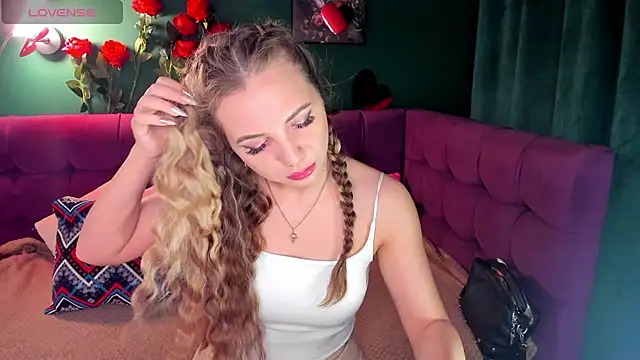 EvaMoran online show from February 23, 2025, 12:30 am