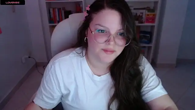 Gabiwaifu online show from February 3, 2025, 6:49 pm