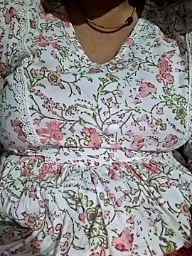 Priya Bong online show from February 23, 2026, 2:39 pm