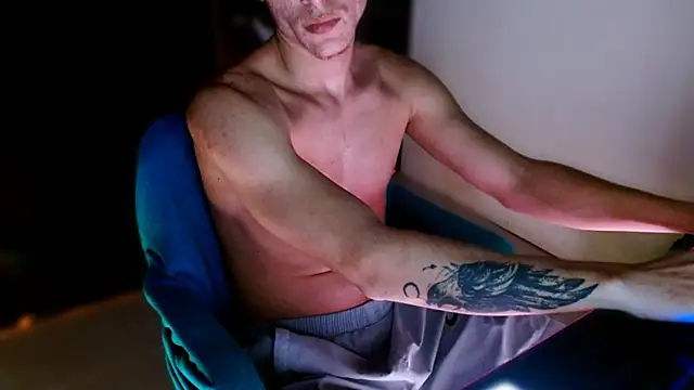 deividcloud36 online show from November 1, 2025, 5:47 am