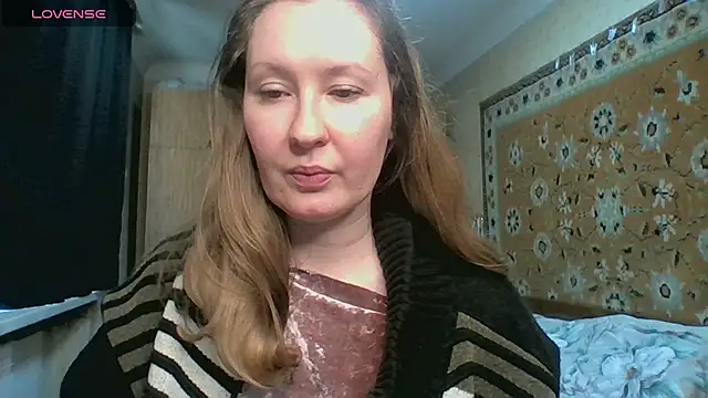 AnnaXLovers online show from April 26, 2026, 11:07 am