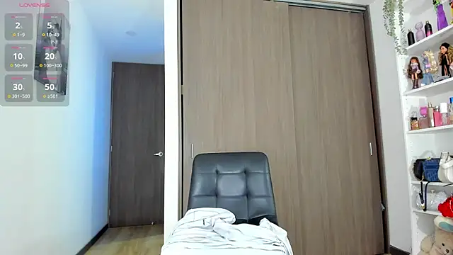 khloelatin online show from February 16, 2025, 10:22 pm