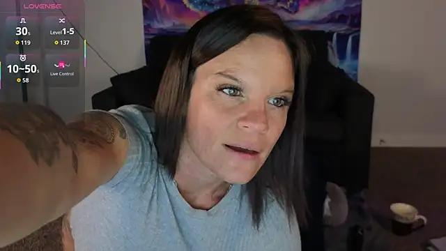 sexadddiction3737 online show from November 11, 2025, 11:05 am