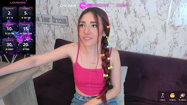 LILA ELLIOT online show from September 20, 2025, 5:01 am