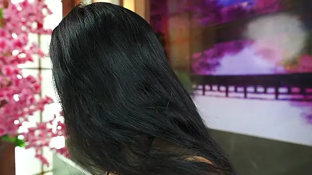 miss lizith online show from October 6, 2025, 11:11 am