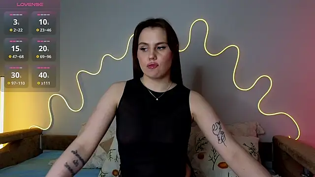 Aisha Riley online show from March 21, 2025, 3:57 pm