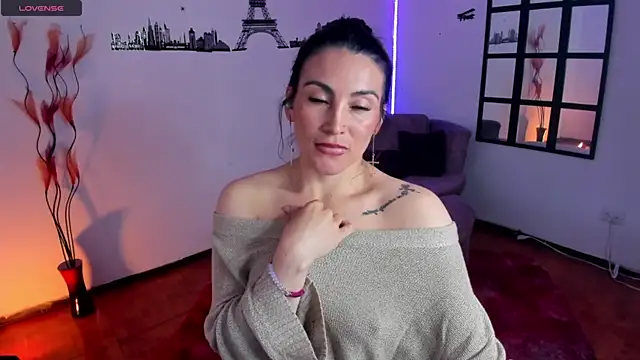 Elizabeth taylor b online show from March 18, 2025, 9:21 pm