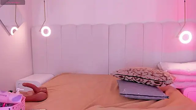  huge boobs ebony online show from February 9, 2026, 7:45 pm