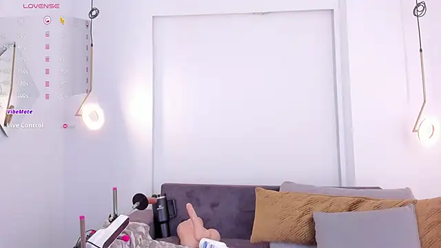  huge boobs ebony online show from March 18, 2025, 10:37 pm