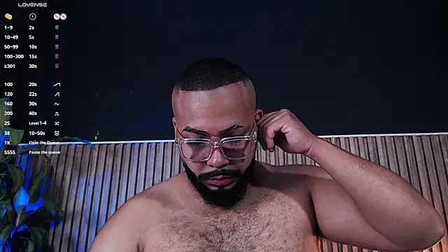 Snapshot of DilanJonnes_ chatting on February 28, 2025, 11:45 pm DilanJonnes online show from February 28, 2025, 11:45 pm