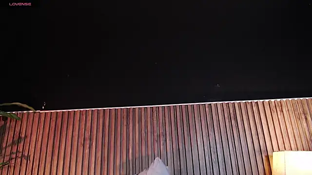 Snapshot of DilanJonnes_ chatting on October 31, 2025, 12:29 am DilanJonnes online show from October 31, 2025, 12:29 am