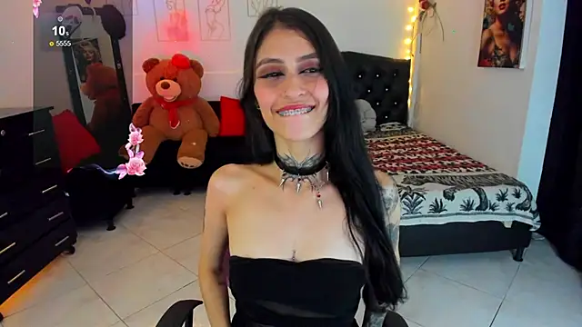 Melanny lopez18 online show from April 19, 2026, 8:37 am