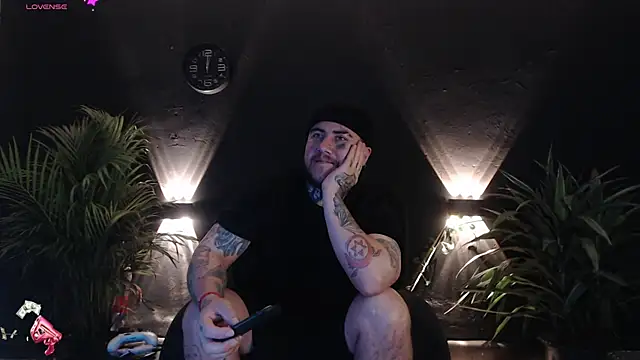 Ash gusbig online show from February 16, 2025, 11:06 pm