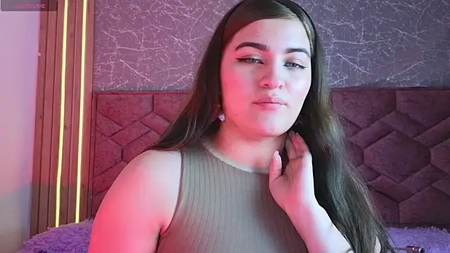 cattaleya    online show from March 14, 2025, 7:01 pm