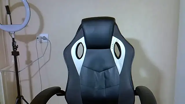 NkPulse online show from September 28, 2025, 9:33 pm