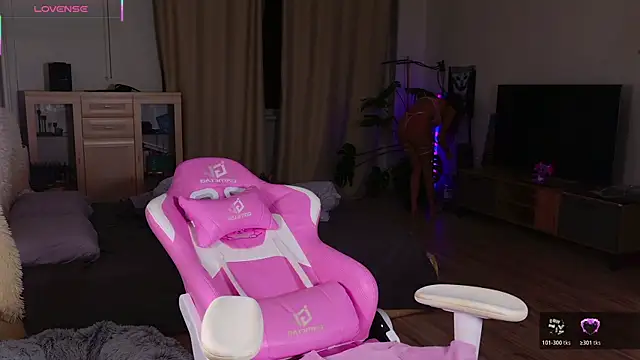  enternity  online show from November 28, 2025, 11:54 am