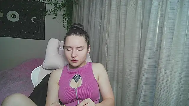 Aurora workerr online show from September 14, 2025, 12:44 am