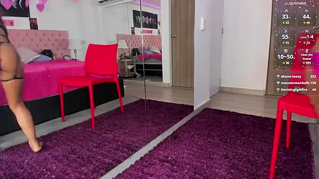 Paytonferrara online show from February 24, 2025, 9:10 am