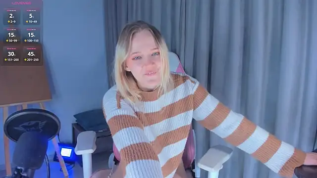 JennyWoody online show from January 12, 2025, 4:50 pm