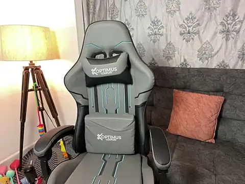 MyLatinHotBoys online show from March 17, 2025, 1:24 am