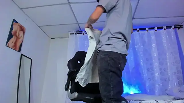 FrannBoy online show from March 12, 2025, 1:47 am