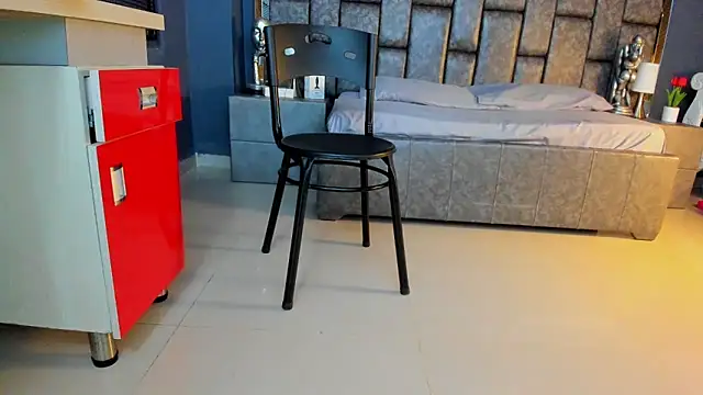 Snapshot of Matureyulyet chatting on October 6, 2025, 9:04 pm Matureyulyet online show from October 6, 2025, 9:04 pm