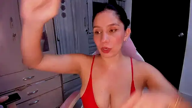 littlelight1 online show from September 18, 2025, 1:47 pm