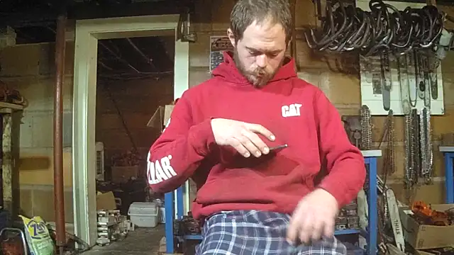 Bigoleslong98765 online show from March 11, 2026, 3:39 pm