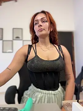 Miss-Abbii online show from December 4, 2025, 8:19 pm