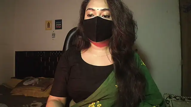 Most-Beautiful-Queen online show from February 9, 2026, 7:45 pm