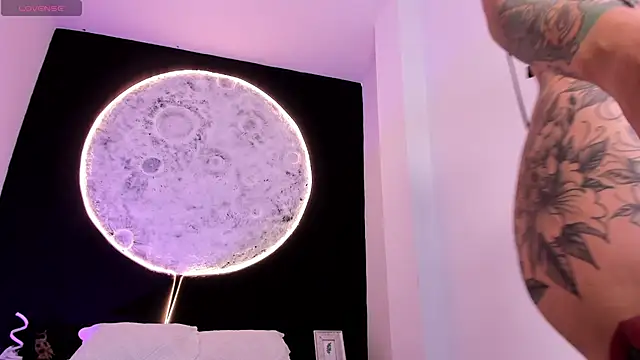 GinebraaFox  online show from February 17, 2025, 2:38 pm