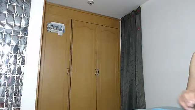 Sharickleon11 online show from October 17, 2025, 12:36 am