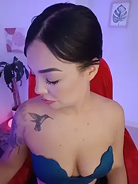 Sara LipsX online show from November 28, 2025, 12:44 am