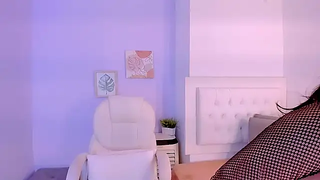 Sara LipsX online show from January 16, 2025, 2:09 am