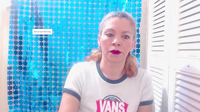 electra-mommy online show from November 23, 2025, 12:04 pm