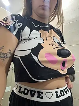 AtheneaRossi online show from March 10, 2026, 10:41 am