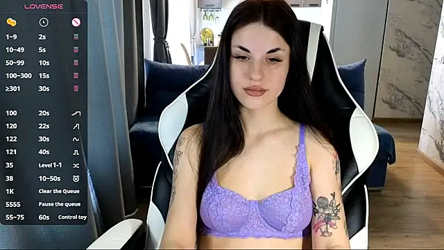 Mary   Moore online show from December 1, 2025, 5:19 am