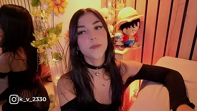 sofiesoft online show from April 14, 2026, 9:42 pm