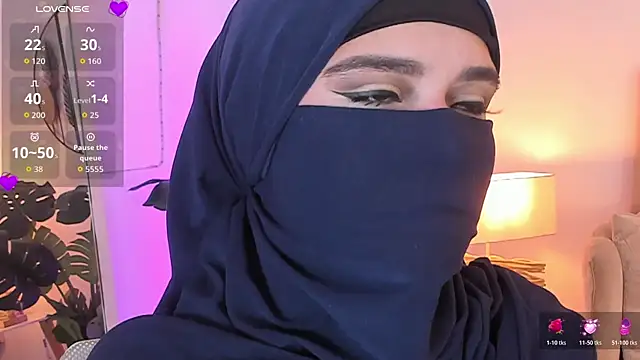 anna-henao online show from March 18, 2026, 12:47 am