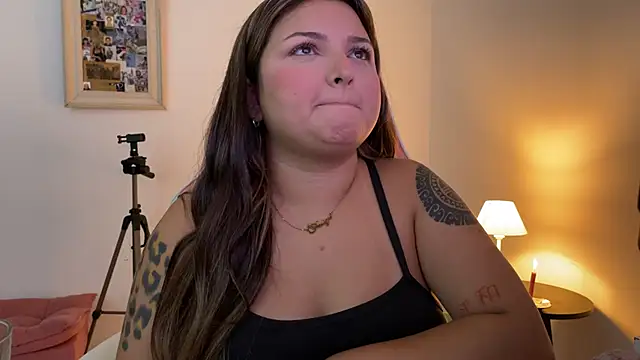 SweetPaige  online show from February 1, 2026, 6:06 pm