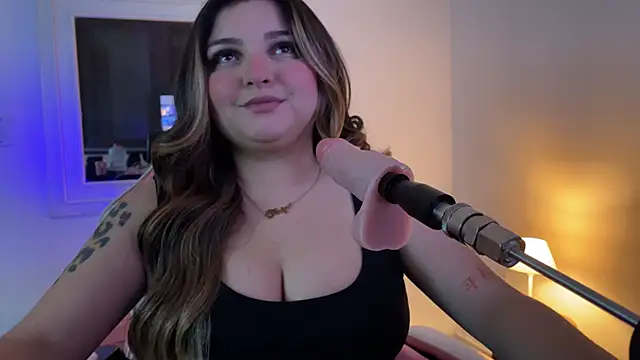 SweetPaige  online show from October 31, 2025, 12:40 am