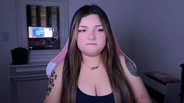 SweetPaige  online show from September 10, 2025, 6:07 pm