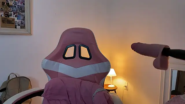 SweetPaige  online show from November 21, 2025, 4:28 pm