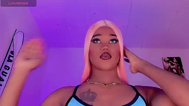 Snapshot of naomy__xx chatting on October 27, 2025, 7:59 pm naomy xx online show from October 27, 2025, 7:59 pm