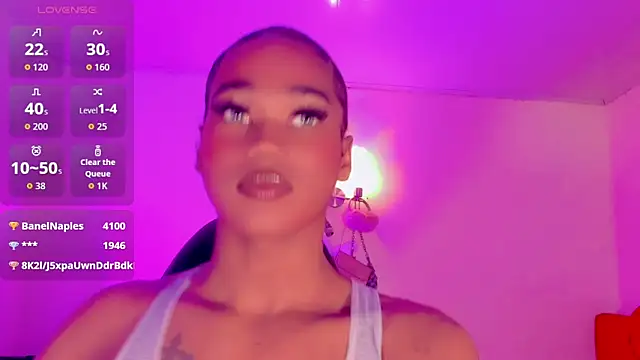 Snapshot of naomy__xx chatting on January 13, 2026, 8:07 am naomy xx online show from January 13, 2026, 8:07 am