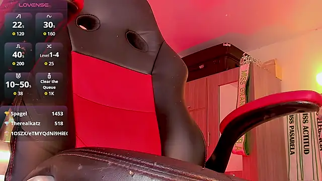 naomy  xx online show from March 15, 2026, 8:43 am