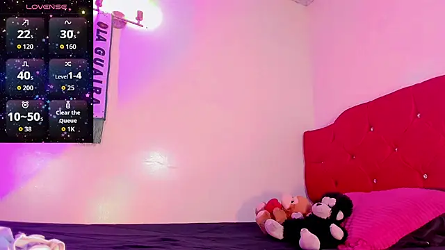 Snapshot of naomy__xx chatting on December 3, 2025, 3:07 am naomy xx online show from December 3, 2025, 3:07 am