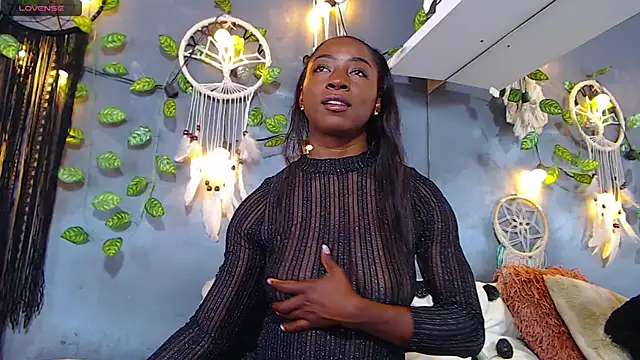 ItsVenuss online show from March 10, 2025, 6:34 pm